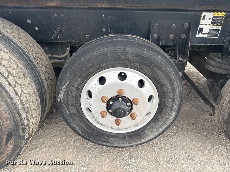 image for item DQ4138 2019 Mack Granite dump truck