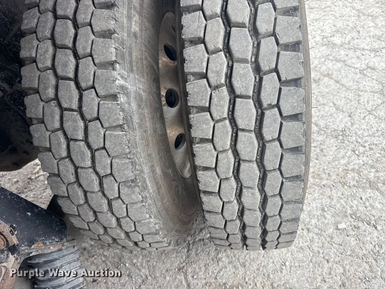 image for item DQ4138 2019 Mack Granite dump truck