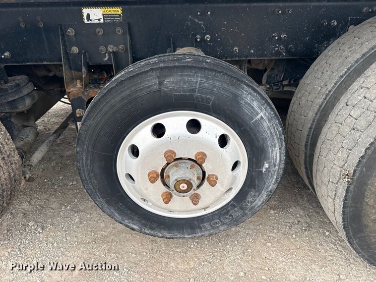 image for item DQ4138 2019 Mack Granite dump truck