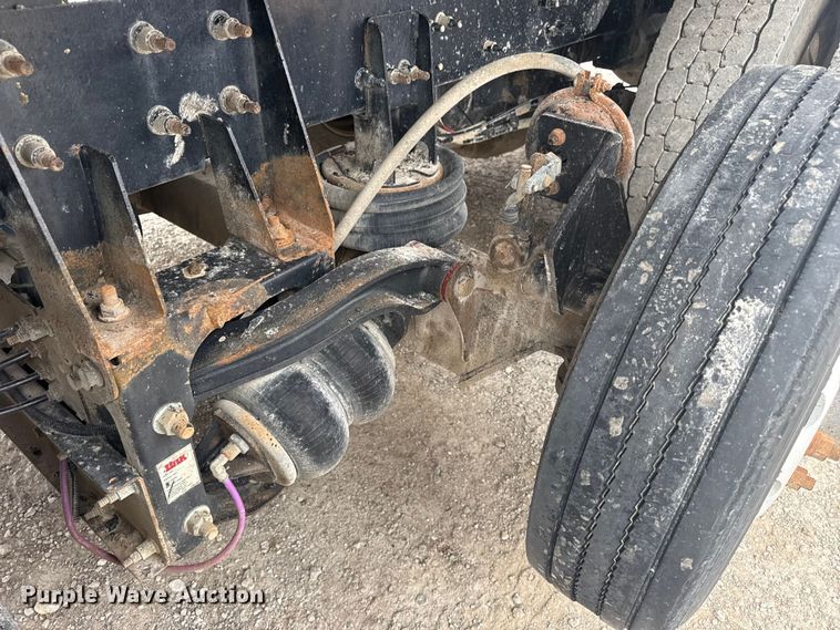 image for item DQ4138 2019 Mack Granite dump truck