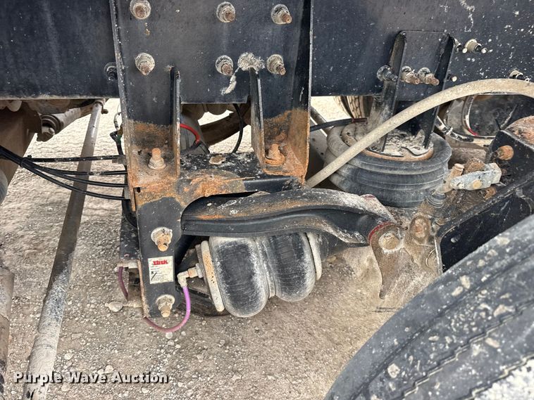 image for item DQ4138 2019 Mack Granite dump truck