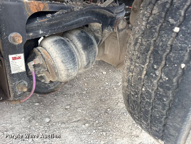 image for item DQ4138 2019 Mack Granite dump truck