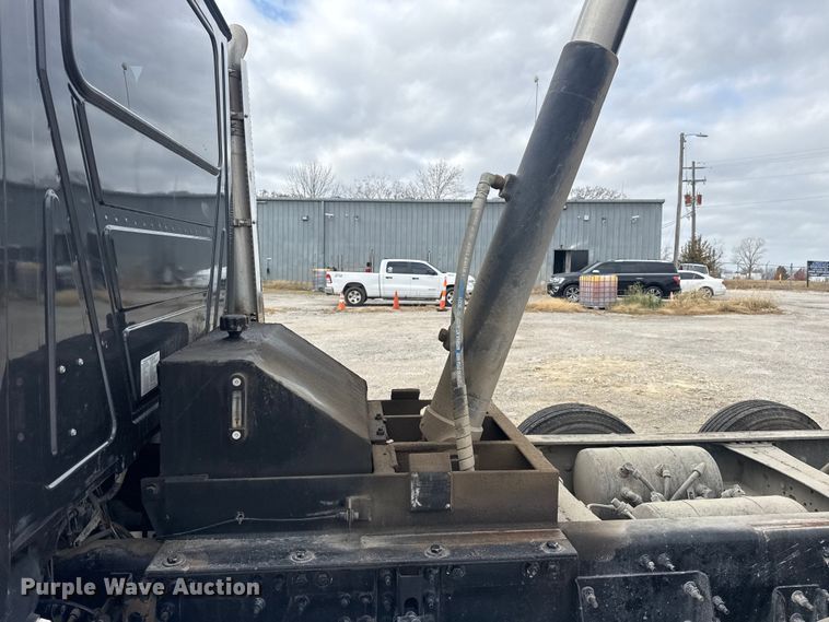 image for item DQ4139 2023 Mack Granite dump truck