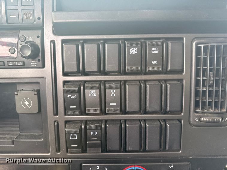 image for item DQ4139 2023 Mack Granite dump truck