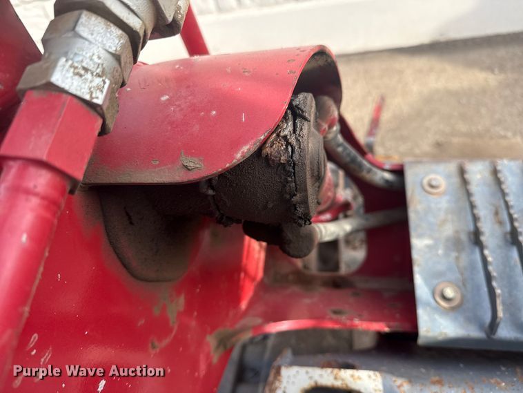 image for item DQ4153 2019 Takeuchi TL8 tracked skid steer loader