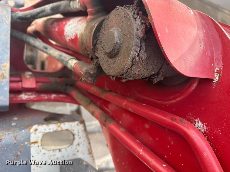 image for item DQ4153 2019 Takeuchi TL8 tracked skid steer loader