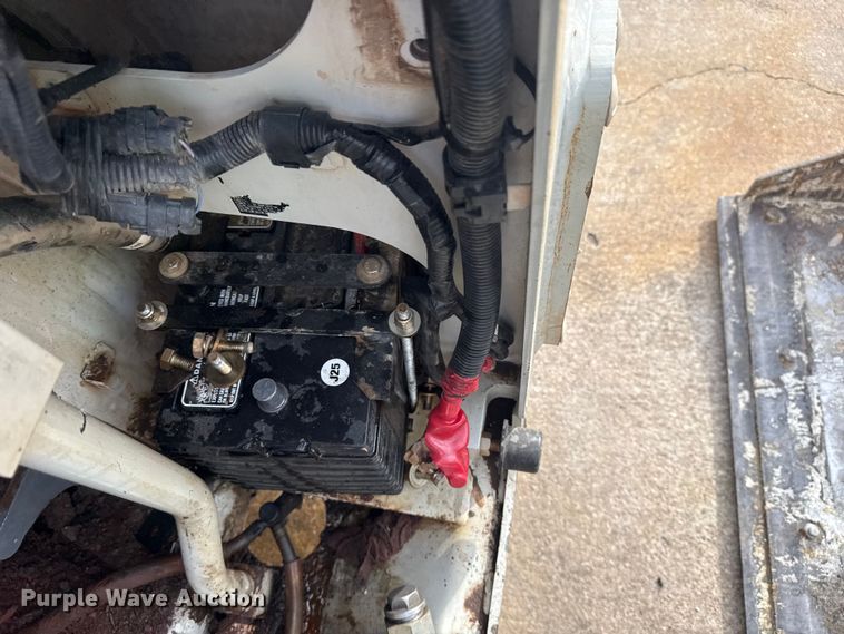 image for item DQ4153 2019 Takeuchi TL8 tracked skid steer loader