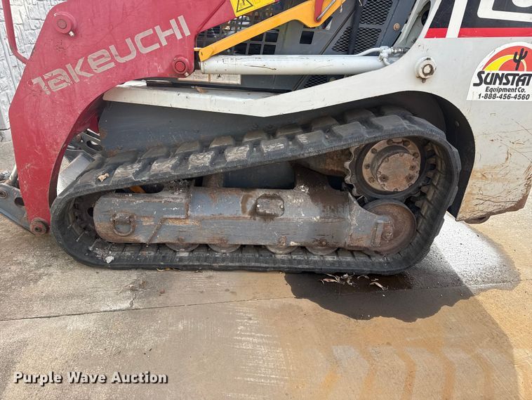 image for item DQ4153 2019 Takeuchi TL8 tracked skid steer loader