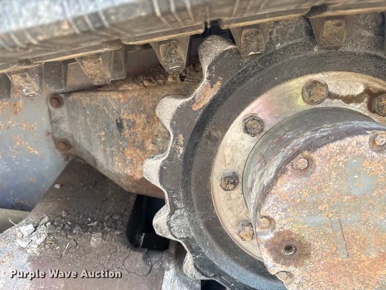 image for item DQ4153 2019 Takeuchi TL8 tracked skid steer loader