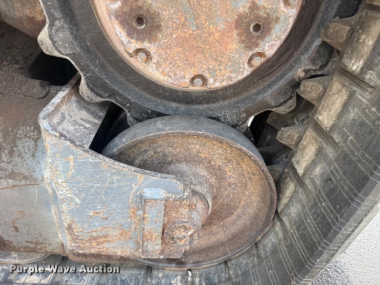 image for item DQ4153 2019 Takeuchi TL8 tracked skid steer loader