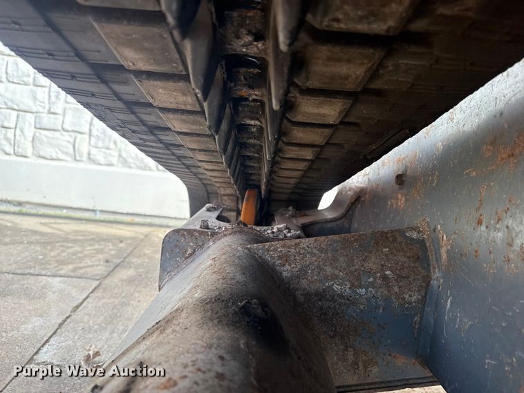 image for item DQ4153 2019 Takeuchi TL8 tracked skid steer loader