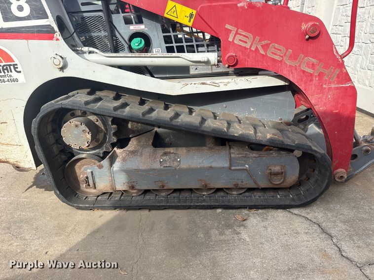 image for item DQ4153 2019 Takeuchi TL8 tracked skid steer loader