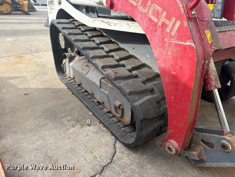 image for item DQ4153 2019 Takeuchi TL8 tracked skid steer loader