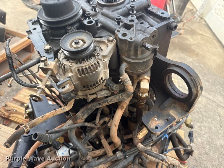 image for item DQ4153 2019 Takeuchi TL8 tracked skid steer loader