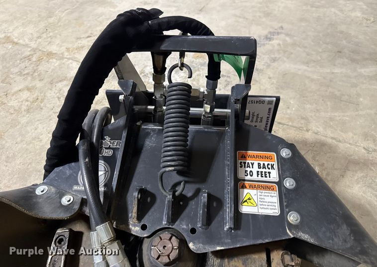 image for item DQ4157 Stumper 220HD compact utility loader stump grinder