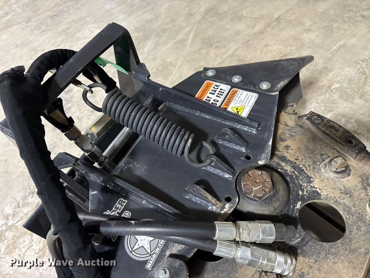 image for item DQ4157 Stumper 220HD compact utility loader stump grinder