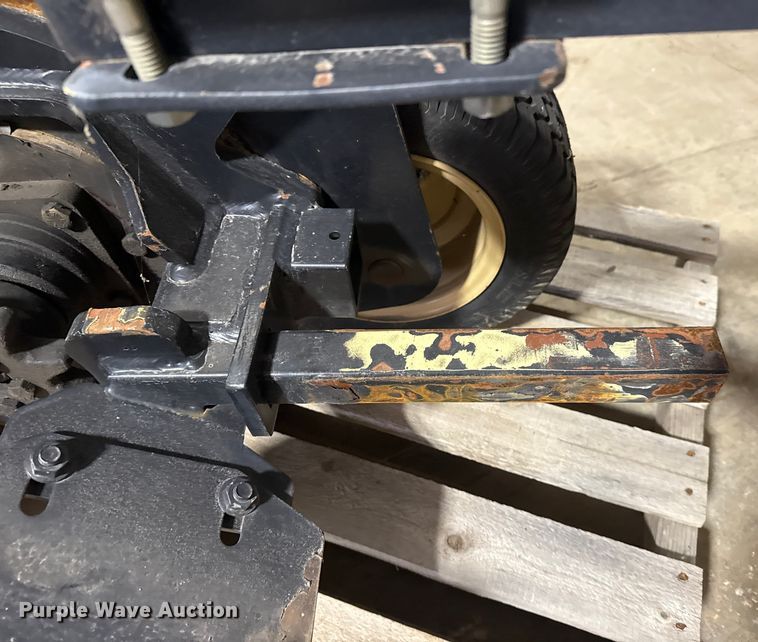 image for item DQ4158 Ditch Witch crumber