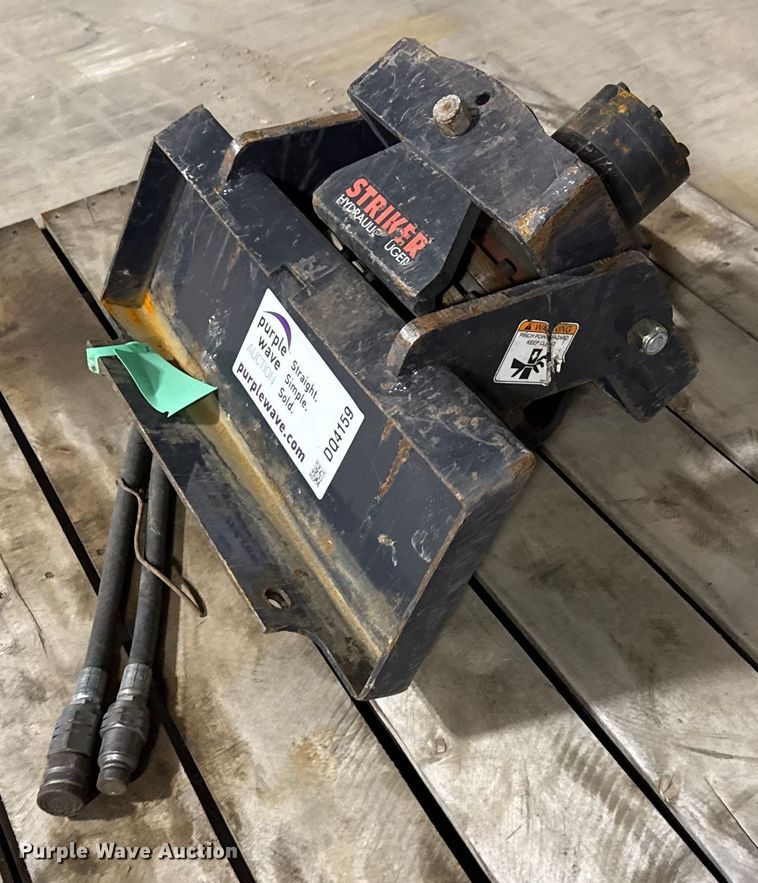 image for item DQ4159 Striker compact utility skid steer auger