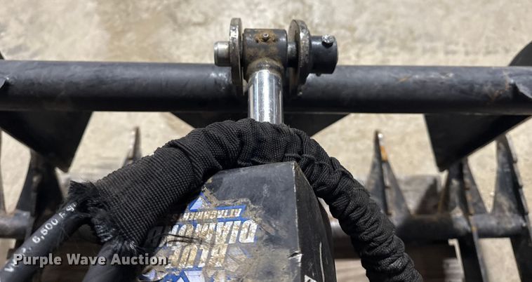 image for item DQ4160 Blue Diamond 106033-25 skid steer bucket