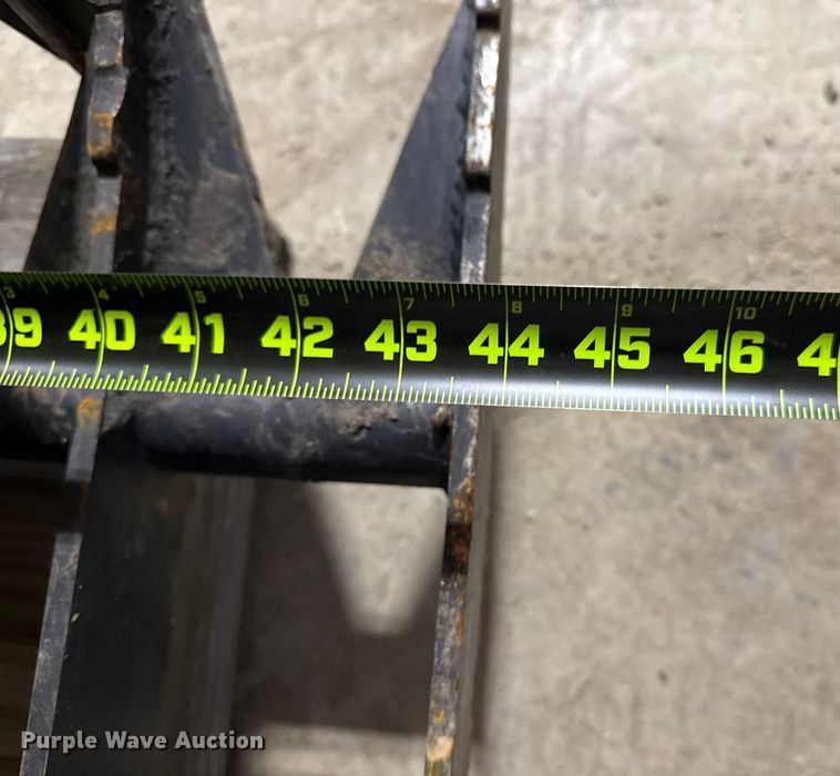 image for item DQ4160 Blue Diamond 106033-25 skid steer bucket