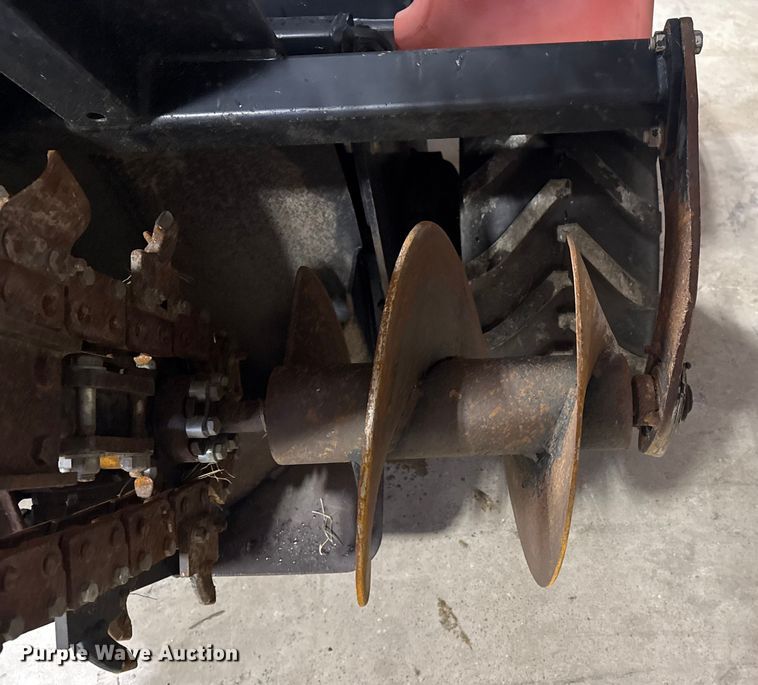 image for item DQ4162 2013 Ditch Witch RT30 trencher