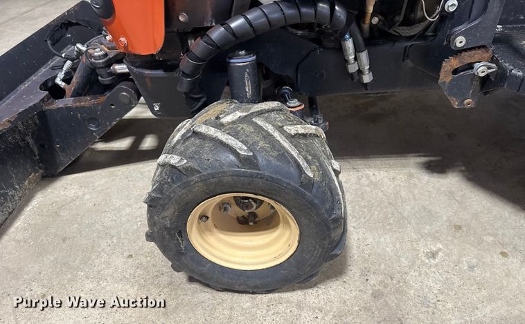 image for item DQ4162 2013 Ditch Witch RT30 trencher