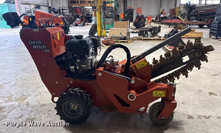 image for item DQ4163 2021 Ditch Witch C14 trencher