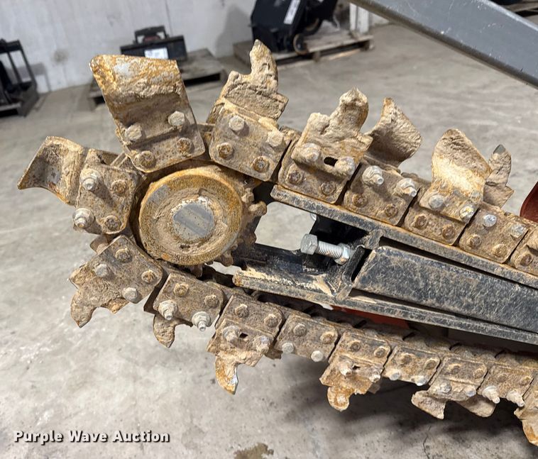 image for item DQ4163 2021 Ditch Witch C14 trencher