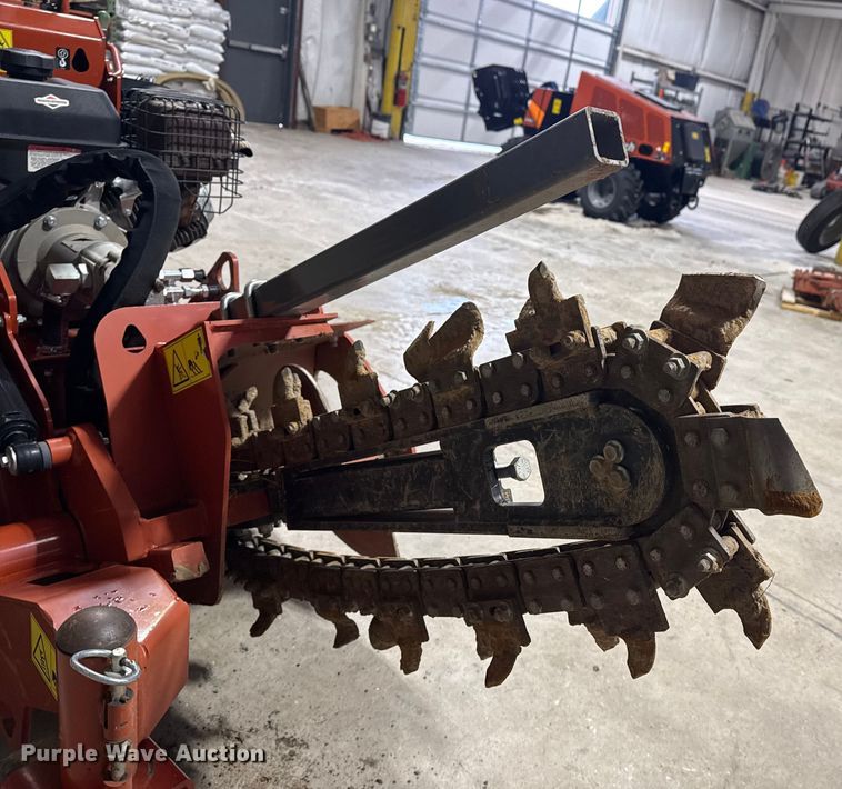 image for item DQ4163 2021 Ditch Witch C14 trencher
