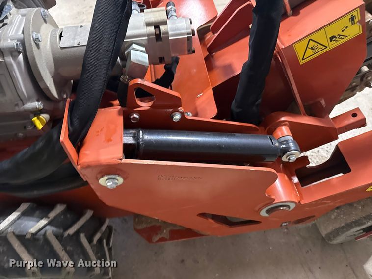 image for item DQ4163 2021 Ditch Witch C14 trencher
