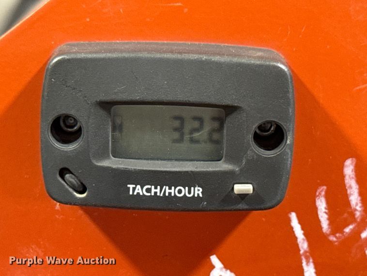 image for item DQ4163 2021 Ditch Witch C14 trencher