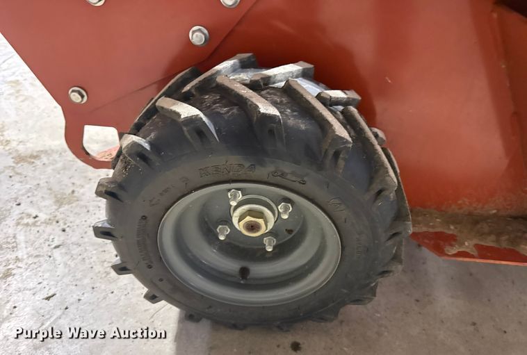 image for item DQ4163 2021 Ditch Witch C14 trencher