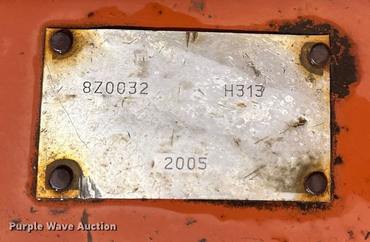 image for item DQ4164 2004 Ditch Witch RT40 trencher