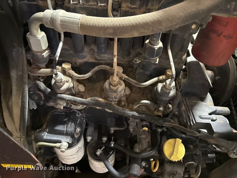 image for item DQ4164 2004 Ditch Witch RT40 trencher