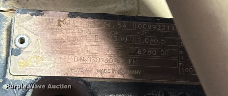 image for item DQ4164 2004 Ditch Witch RT40 trencher