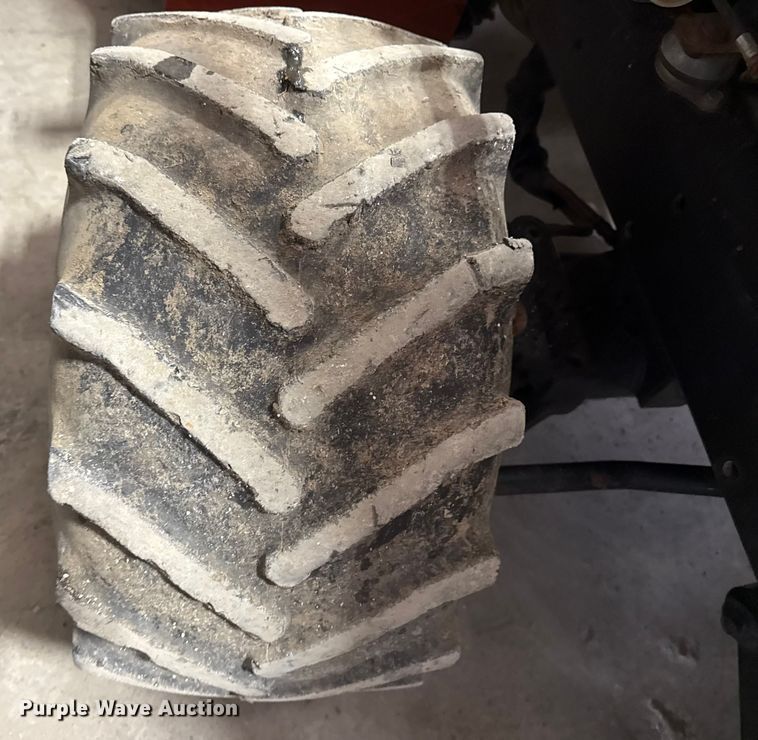 image for item DQ4164 2004 Ditch Witch RT40 trencher