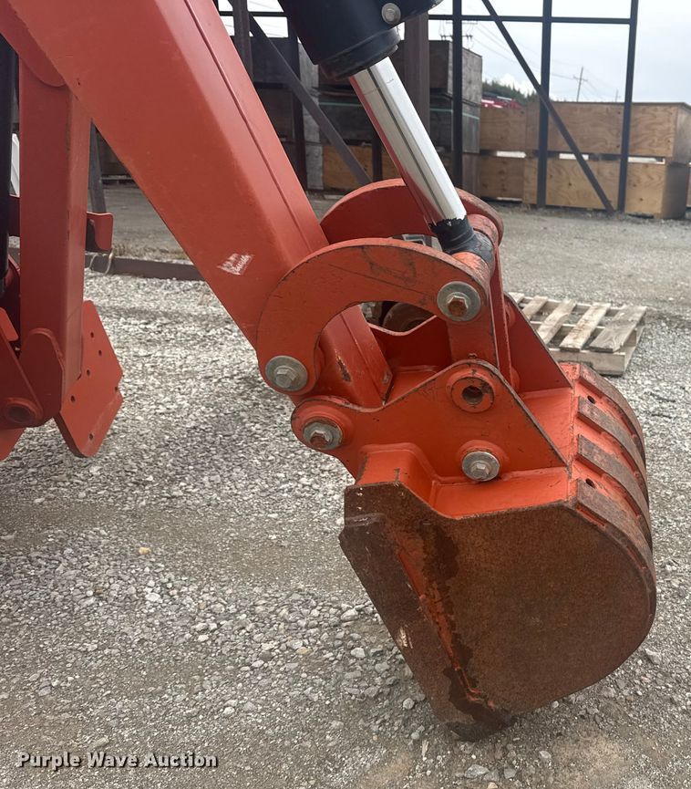 image for item DQ4165 2009 Ditch Witch a920 backhoe attachment