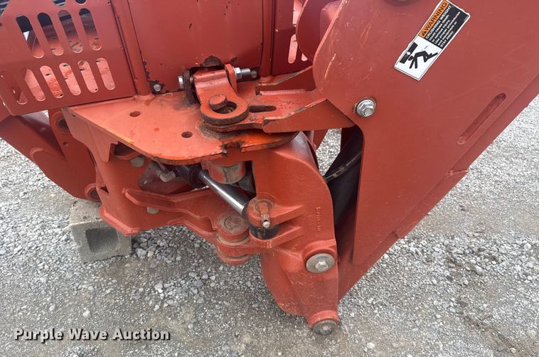 image for item DQ4165 2009 Ditch Witch a920 backhoe attachment