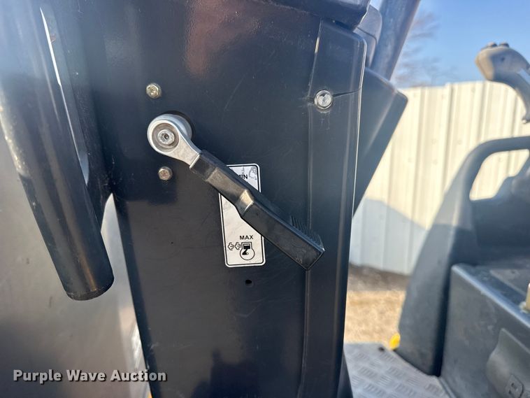 image for item DQ4168 2015 Bomag BW 120 SL double drum vibratory roller