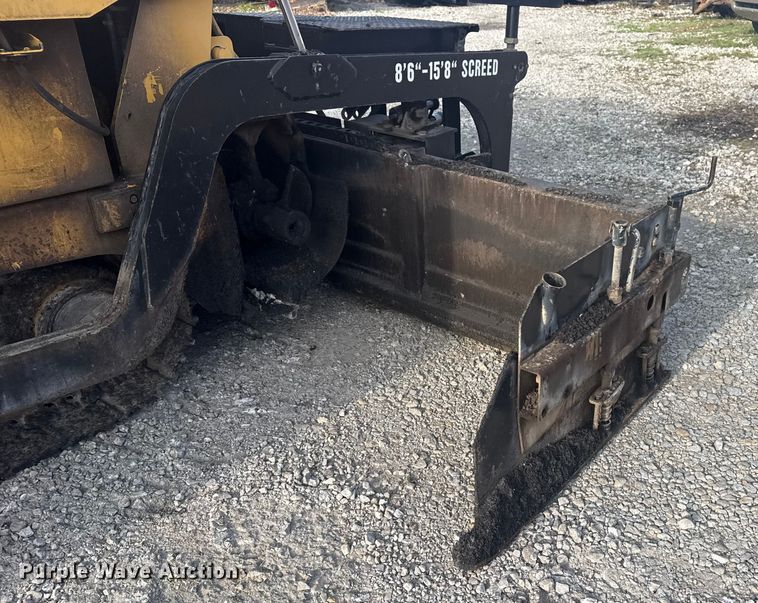 image for item DQ4169 Weiler P385 paver