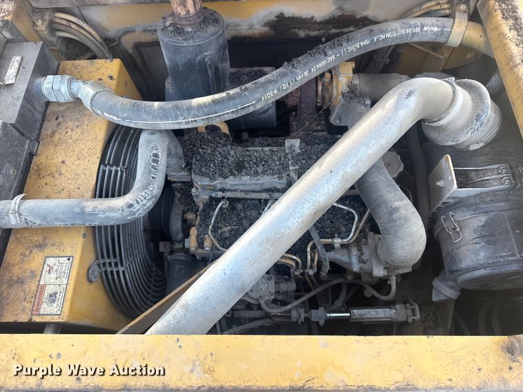 image for item DQ4169 Weiler P385 paver