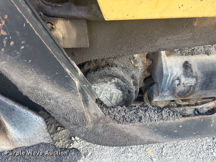 image for item DQ4169 Weiler P385 paver