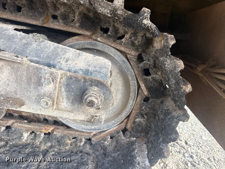 image for item DQ4169 Weiler P385 paver