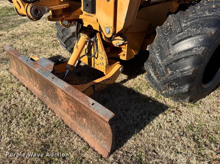 image for item DQ4177 2004 Astec RT660 trencher