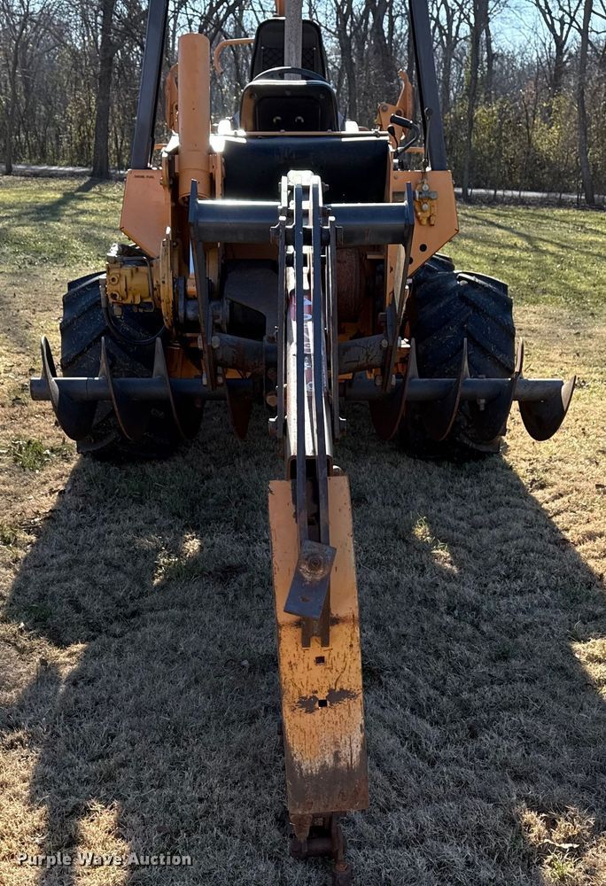 image for item DQ4177 2004 Astec RT660 trencher