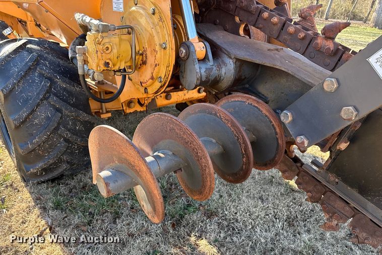 image for item DQ4177 2004 Astec RT660 trencher