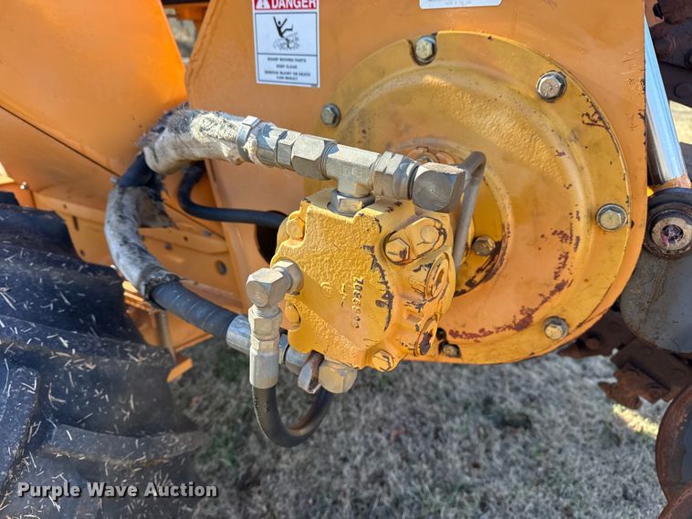 image for item DQ4177 2004 Astec RT660 trencher