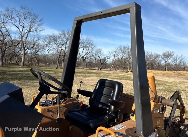 image for item DQ4177 2004 Astec RT660 trencher