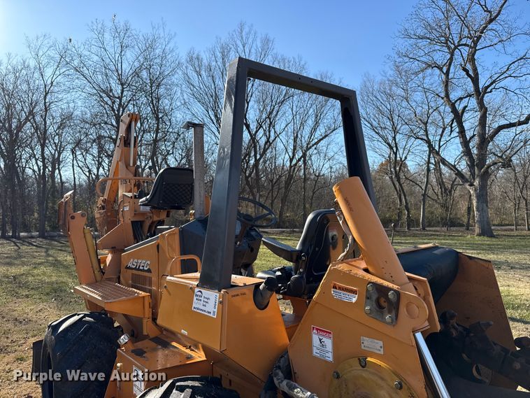 image for item DQ4177 2004 Astec RT660 trencher