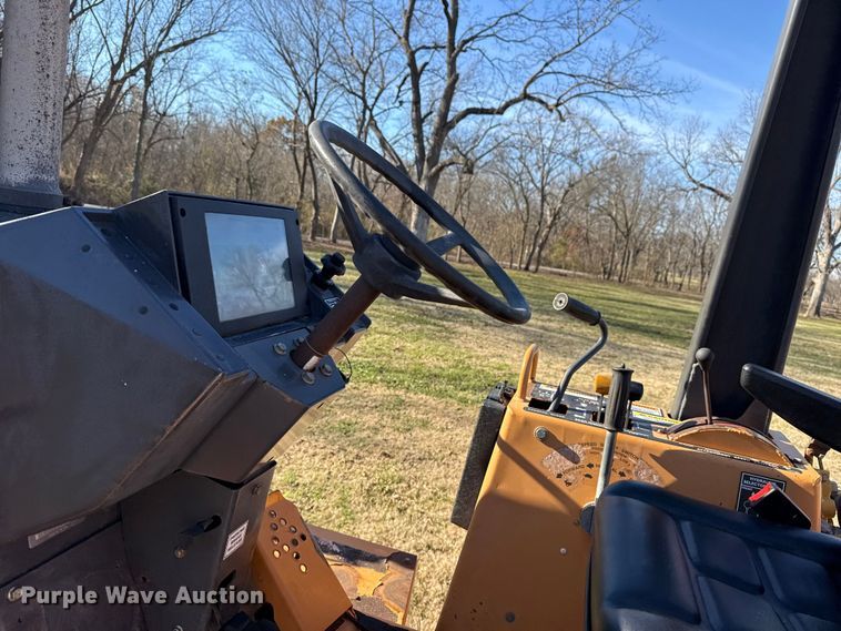 image for item DQ4177 2004 Astec RT660 trencher